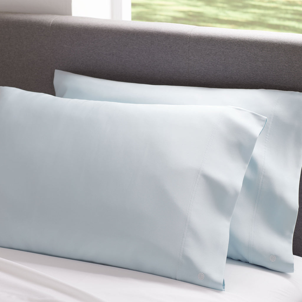 Clean Design Home® Satin Pillowcase, set of 2 + Matching Travel Bag